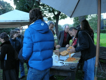 ...E SI VA VIA CON UN BEL PEZZO DI ZUCCA DEL CASALE.